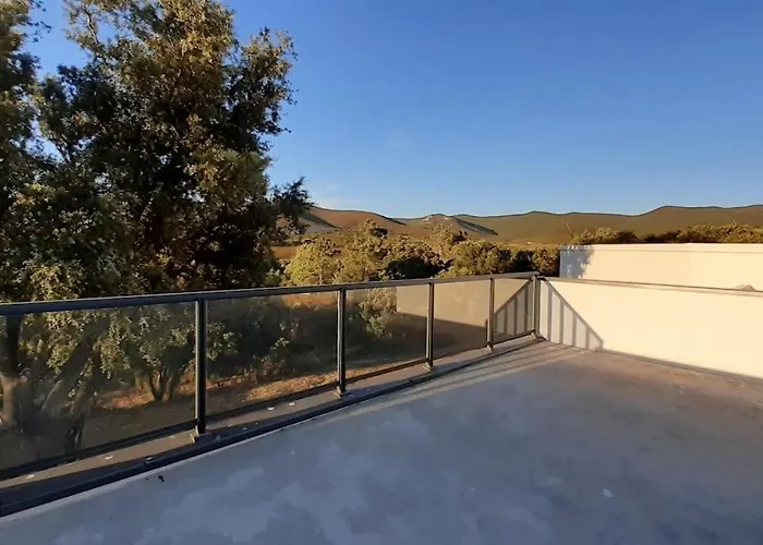 Rossa Contemporaine Piscine Chauffée * Palasca (Corsica)